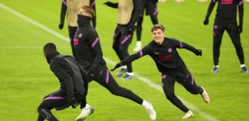 Kaiyun开云中国官网-【前瞻】拜仁并非二队，巴萨的确在期待奇迹