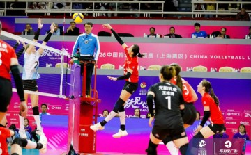 Kaiyun-联赛说话！中国女排副攻该这么选：王媛媛高意稳坐，新人上位|国家队|拦网|金佳宝|北京女排|杨佳_新浪体育_新浪新闻